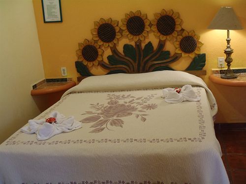 Cactus Inn Bucerias Bagian luar foto